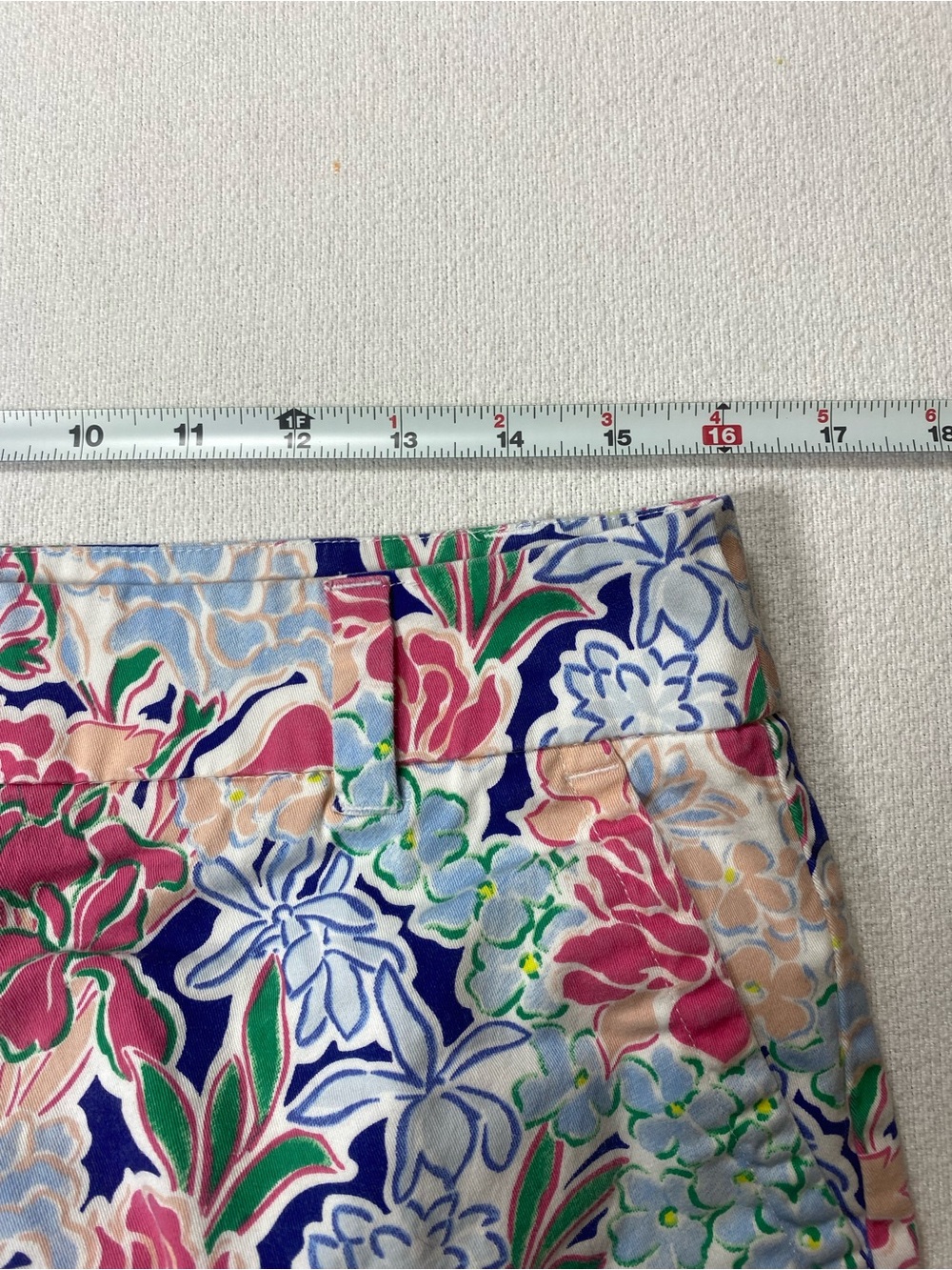 crown & ivy Multicolor Floral Bermuda Waist Shorts - Picture 5 of 6